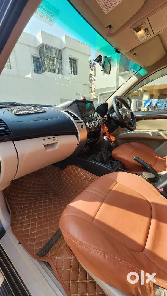 Mitsubishi Pajero Sport 2013 Variant