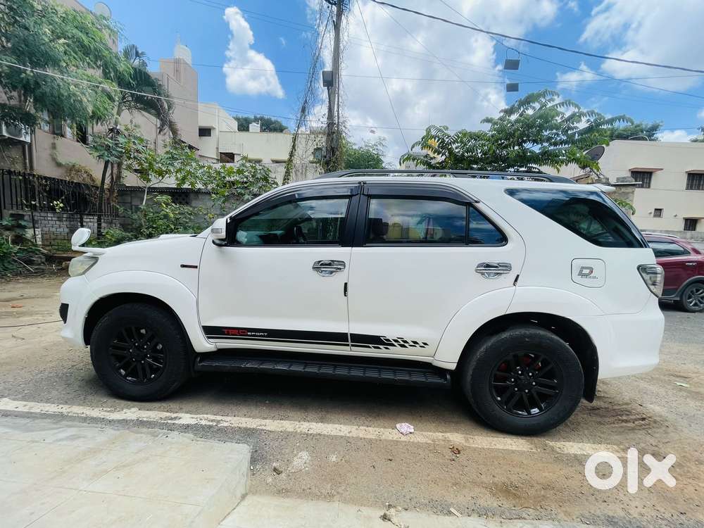 Toyota Fortuner 3.0 4x2 Mt, 2012, Diesel