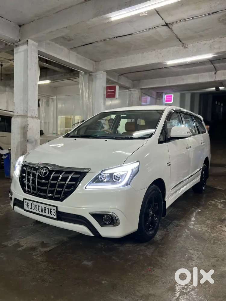 Toyota Innova 2016 Diesel Well Maintained