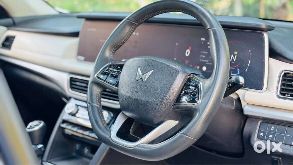 Mahindra Xuv700 2.2 Ax 7 Diesel Mt Str, 2024, Diesel