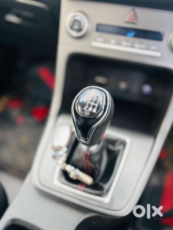 Hyundai Creta 1.5 S Plus Knight Petrol Dual Tone, 2023, Petrol