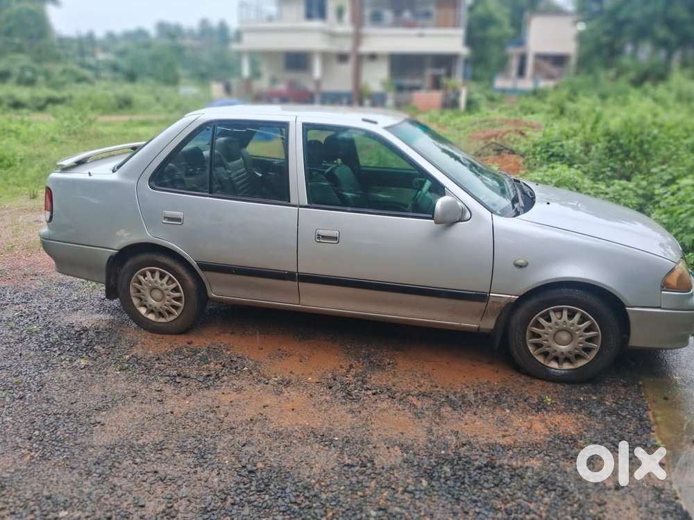 Maruti Esteem Vxi 2005