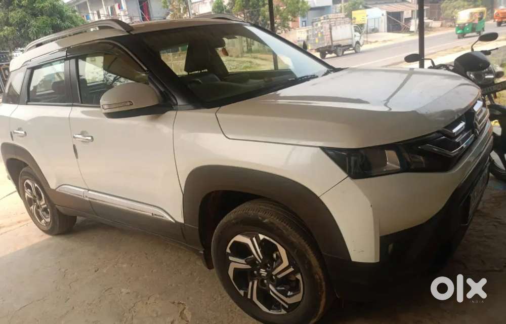 Maruti Suzuki Brezza 2023 Petrol 50000 Km Driven
