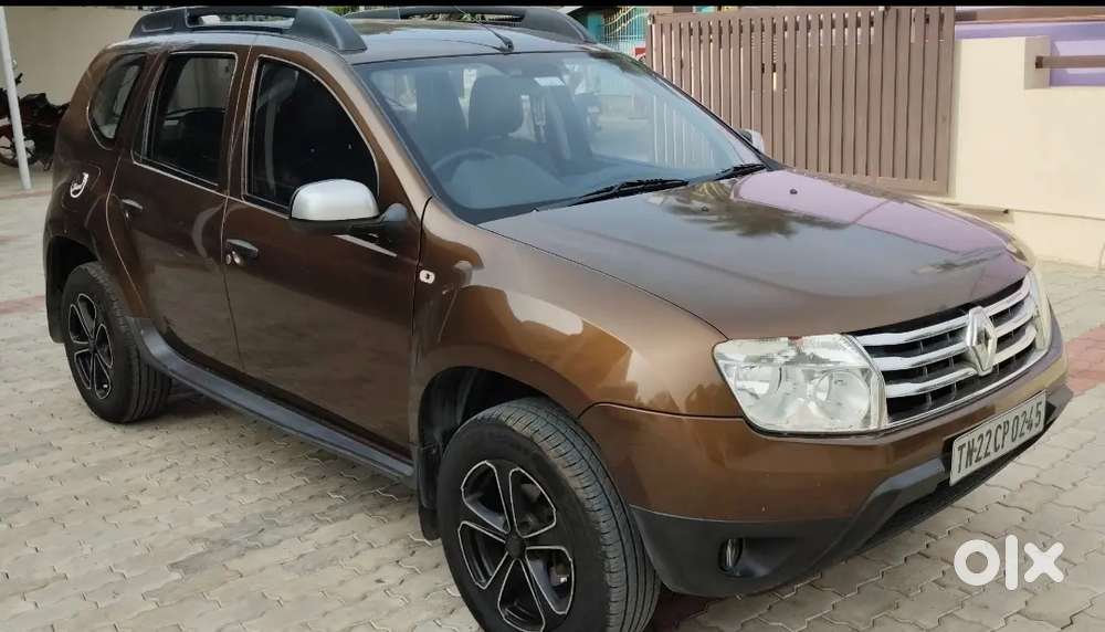 Renault Duster 2014 Diesel 79000 Km Driven With Showroom Condition