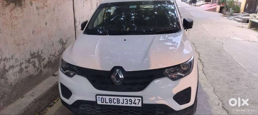 New Car With Single Hand