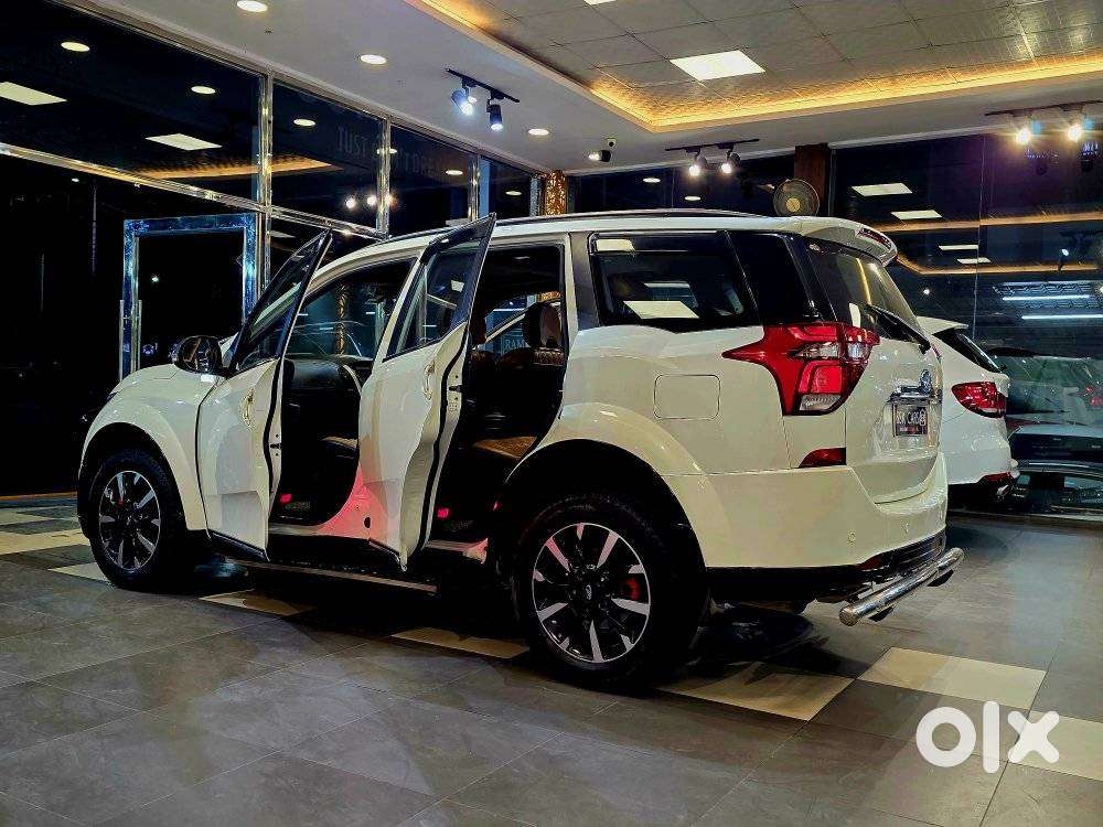 Mahindra Xuv500 W11 Option, 2020