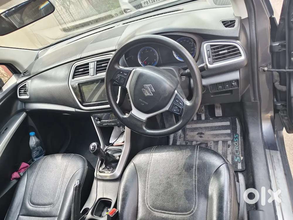 Maruti Suzuki S-cross 2015 Diesel Well Maintained