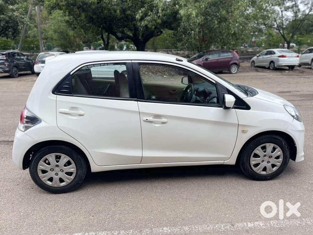Honda Brio S Mt, 2016, Petrol