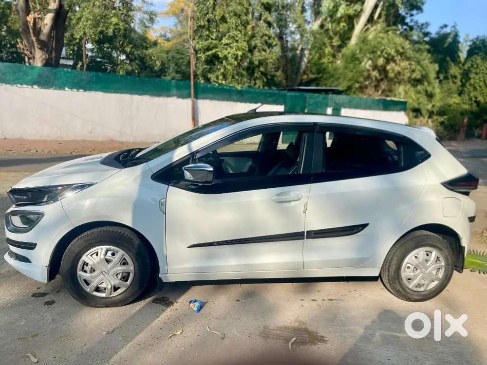 Tata Altroz 1.2 Petrol 2021