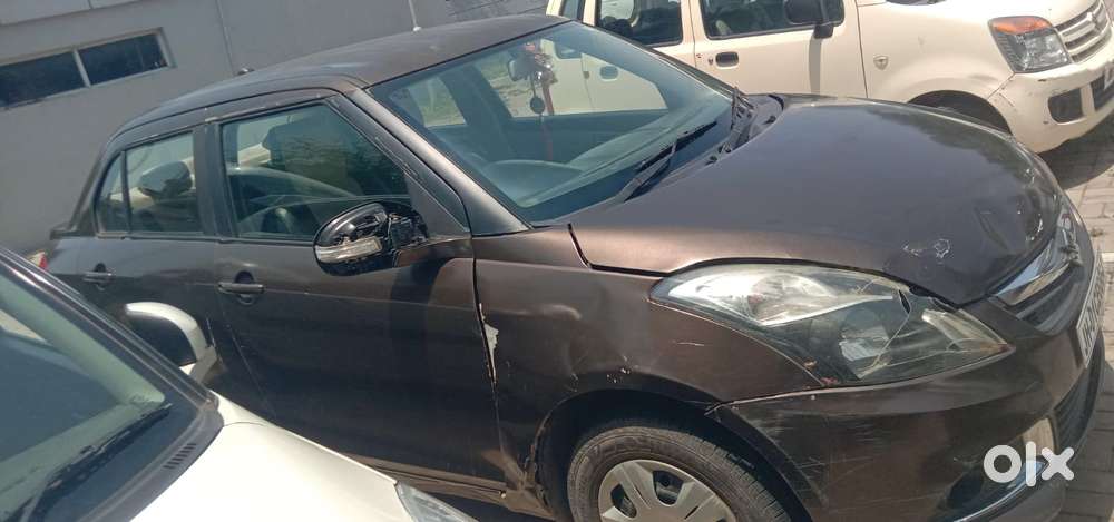 Maruti Suzuki Swift Dzire 1.2 Vxi Bsiv, 2016, Petrol