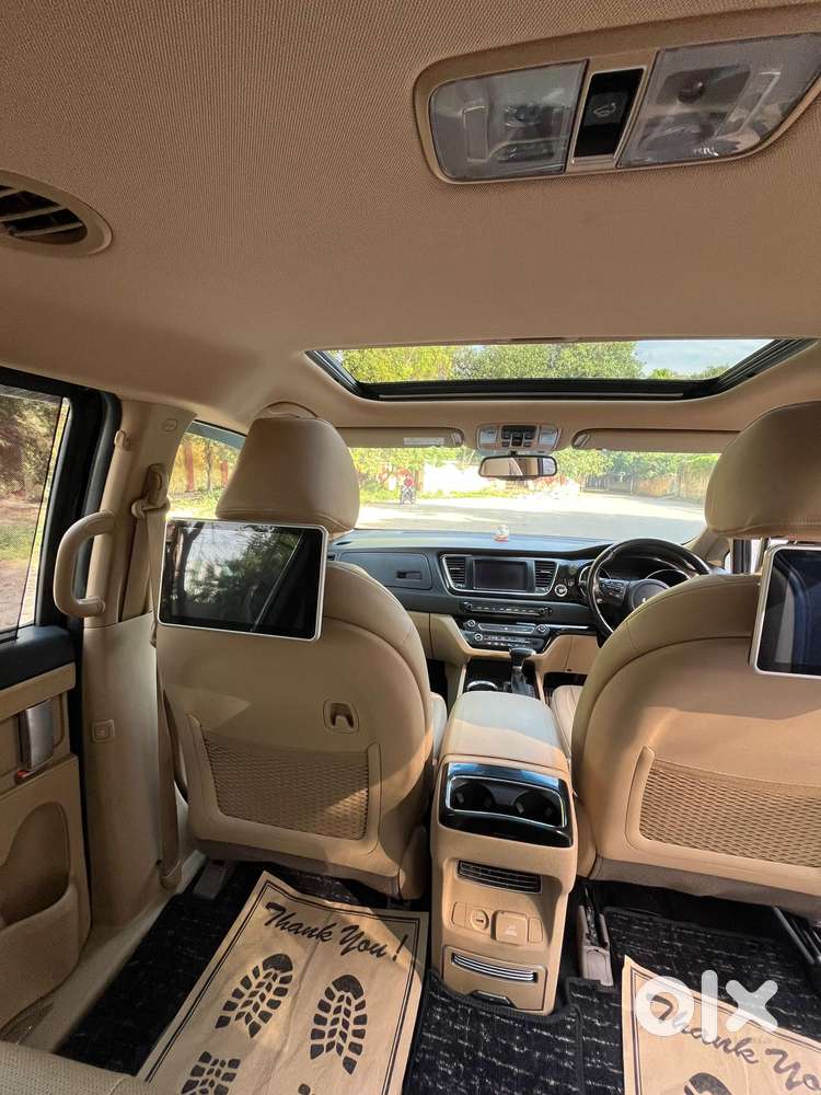 Kia Carnival Limousine Plus 7 Str, 2022, Diesel