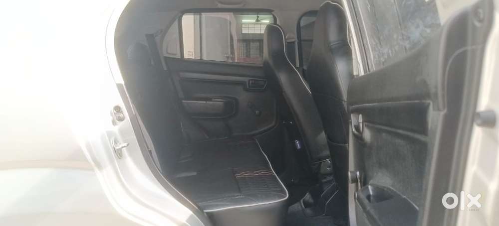 Maruti Suzuki S-presso Vxi Plus, 2022, Petrol