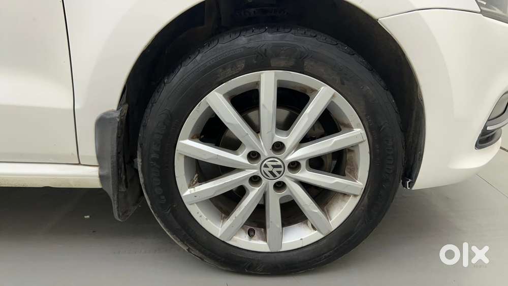 Volkswagen Polo Petrol Highline 1.2l, 2017, Petrol