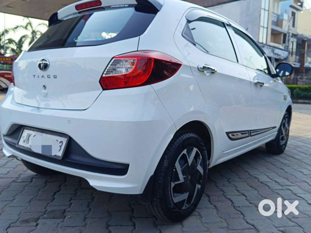 Tata Tiago 1.2 Revotron Xm, 2025, Petrol