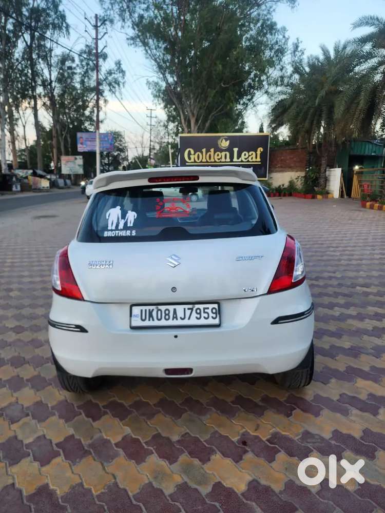 Maruti Suzuki Swift 2015 Petrol 65000 Km Driven