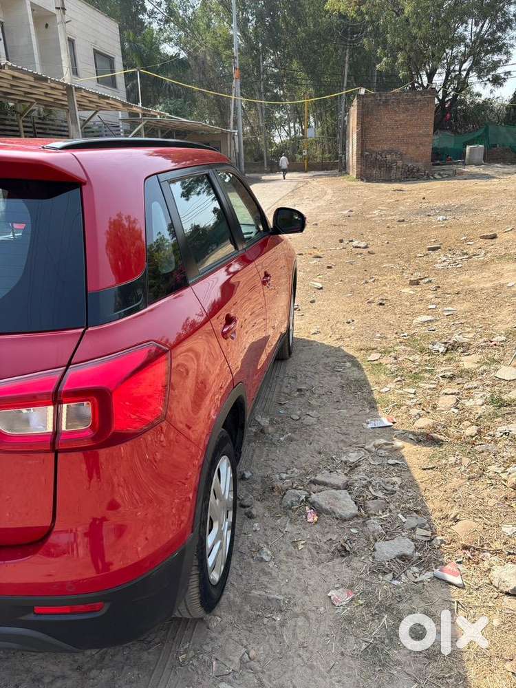 Maruti Suzuki Brezza Vxi 2021 Under Warranty