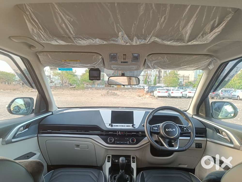 Kia Carens 1.4 Premium 7 Str, 2025, Petrol