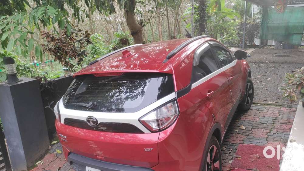 Tata Nexon 1.2 Revotron Xz Plus, 2018, Petrol