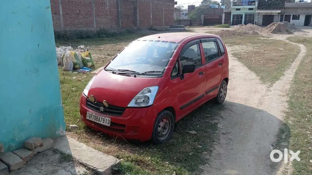 Power Steering Power Window Chilled Ac Central Lock Fitness Up To 2030