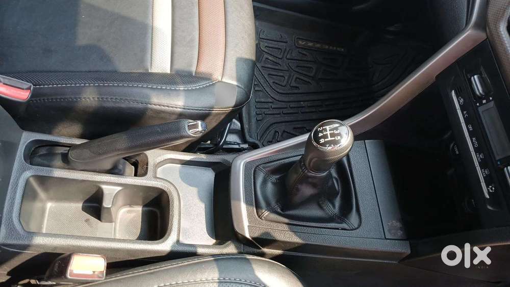 Maruti Suzuki Brezza 1.5 Zxi Smart Hybrid, 2023, Petrol