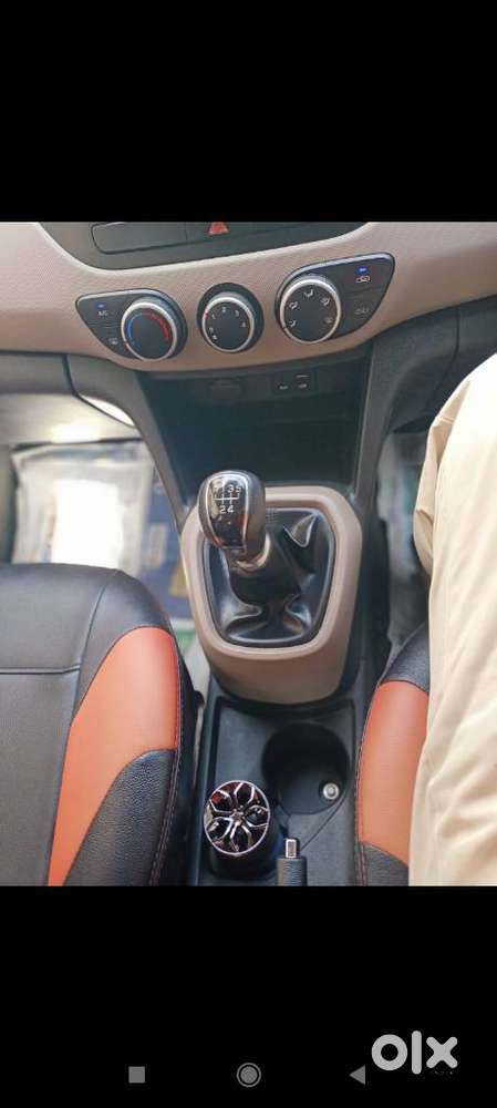 Hyundai Grand I10 1.2 Crdi Sportz, 2015, Diesel