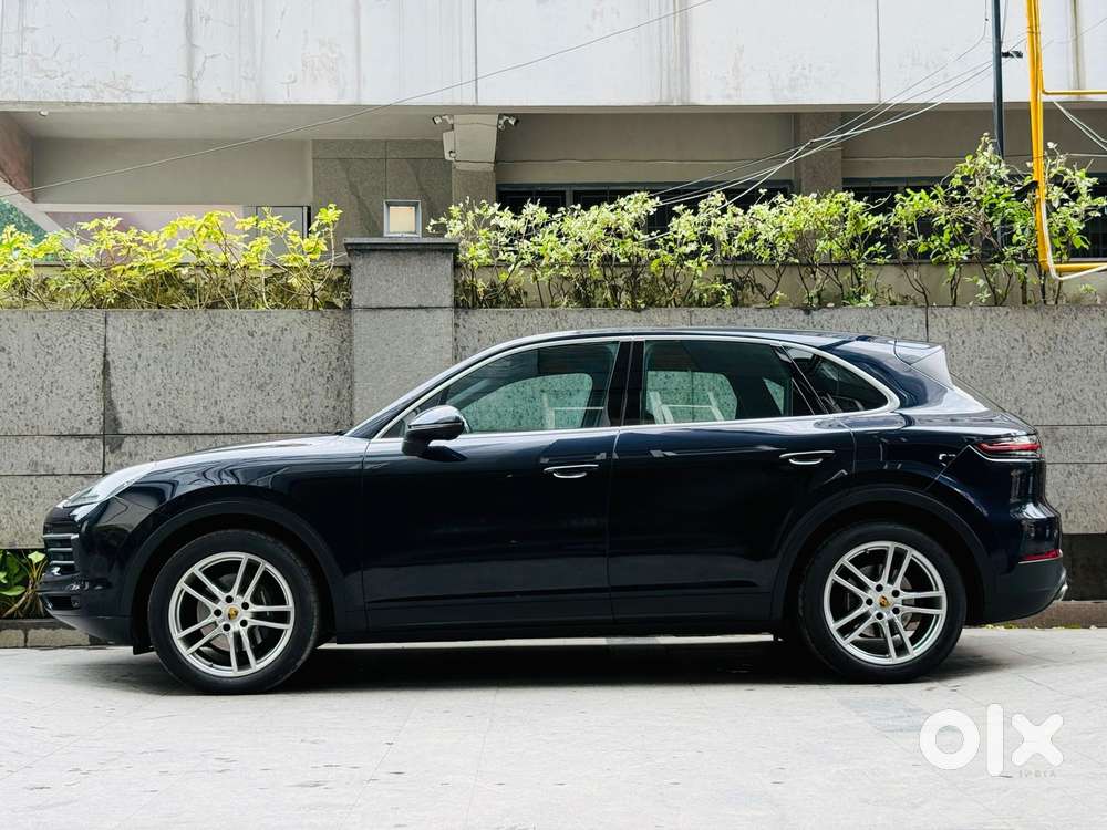 Porsche Cayenne Base, 2022, Petrol