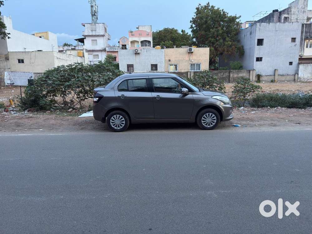 Maruti Suzuki Swift Dzire Vxi Optional, 2016, Petrol
