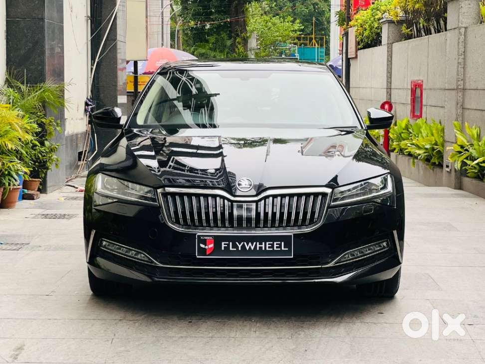 Skoda Superb 2.0 Tsi At L&k, 2022, Petrol