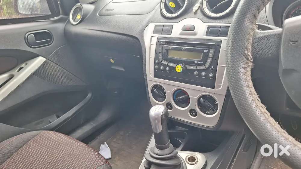 Ford Figo Diesel Zxi 2013
