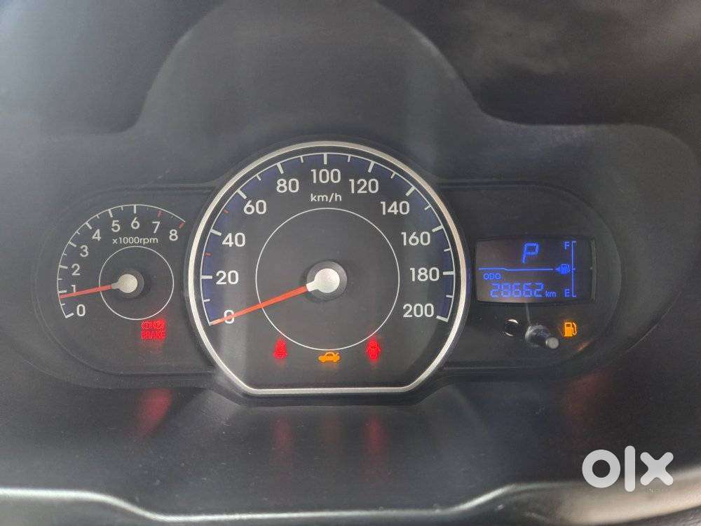 Hyundai I10 Sportz At, 2012, Petrol