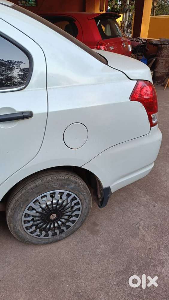 Maruti Suzuki Swift Dzire 2011 Petrol Well Maintained