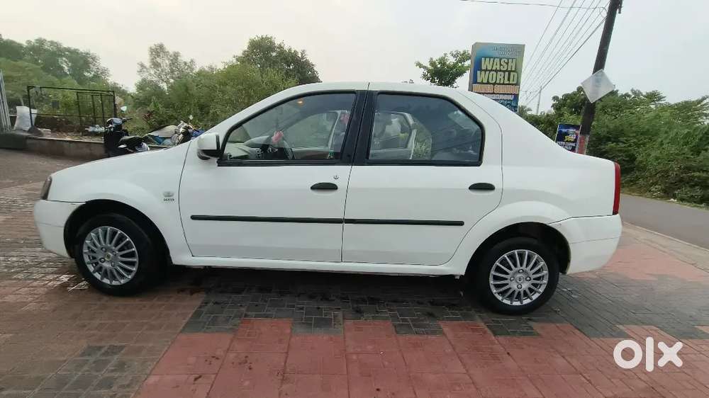 Mahindra Renault Logan 2011 Diesel Good Condition. Renewal Pending