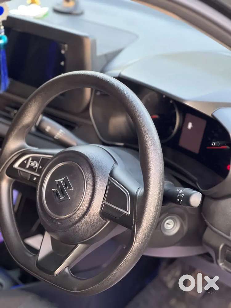 Maruti Swift Vxi 2025 Black Single Owner Very Low Km