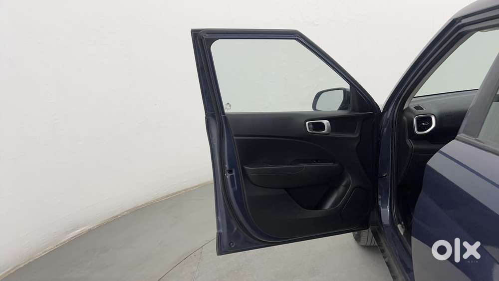 Hyundai Venue 1.2 S Plus, 2021, Petrol