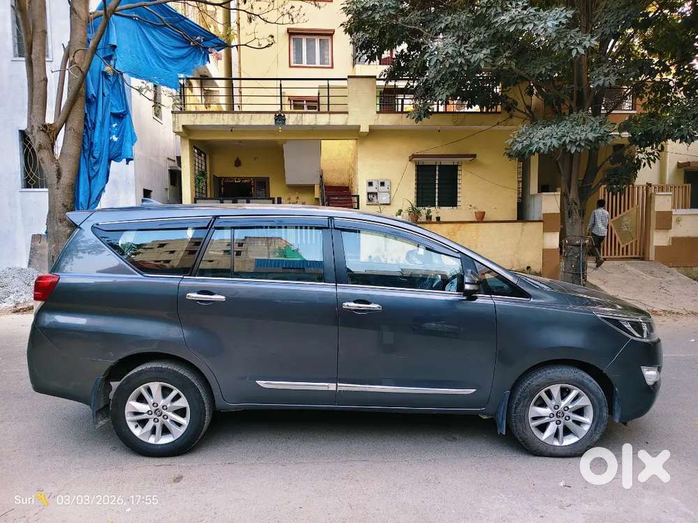 Toyota Innova Crysta 2016 Automatic Diesel 170000 Km Driven