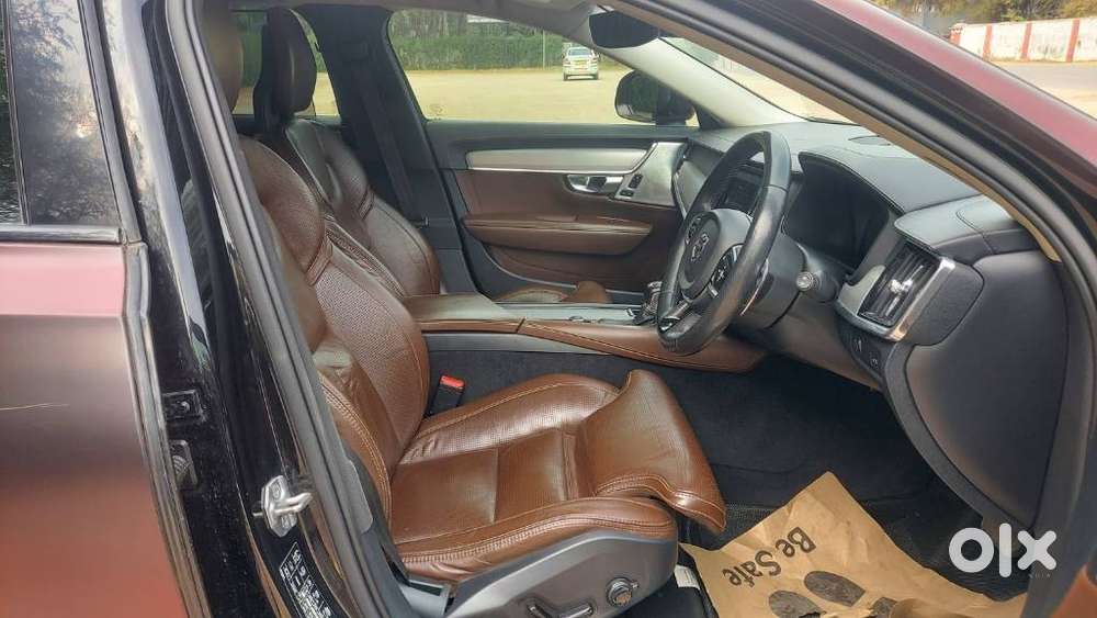 Volvo V90 Cross Country D5 Inscription, 2018, Diesel