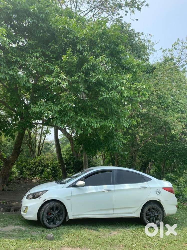 Hyundai Fluidic Verna 2011 Diesel Good Condition