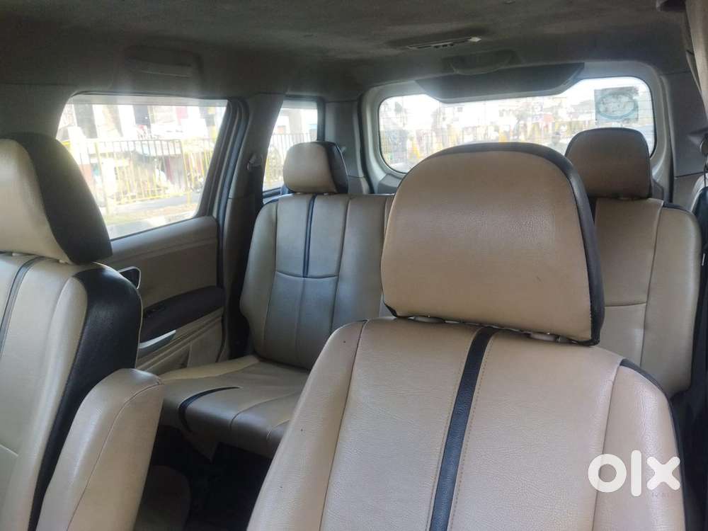 Mahindra Tuv300 2015  Excellent Condition  Well Maintained