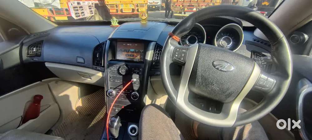 Mahindra Xuv500 Diesel 2.2 At 2017