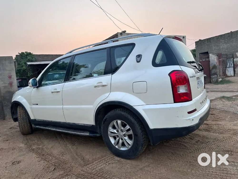 Mahindra Rexton 2014 ऑटोमैटिक