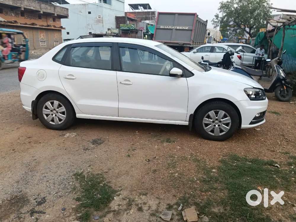  Volkswagen Ameo Top Modal