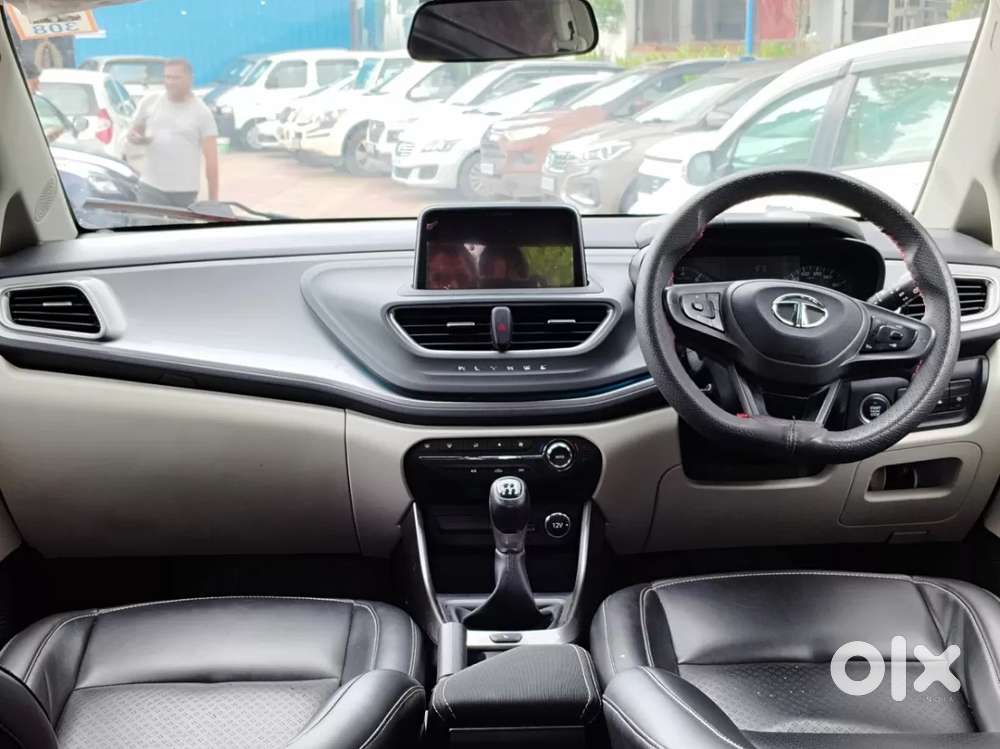 Tata Altroz Xz, 2023, Petrol