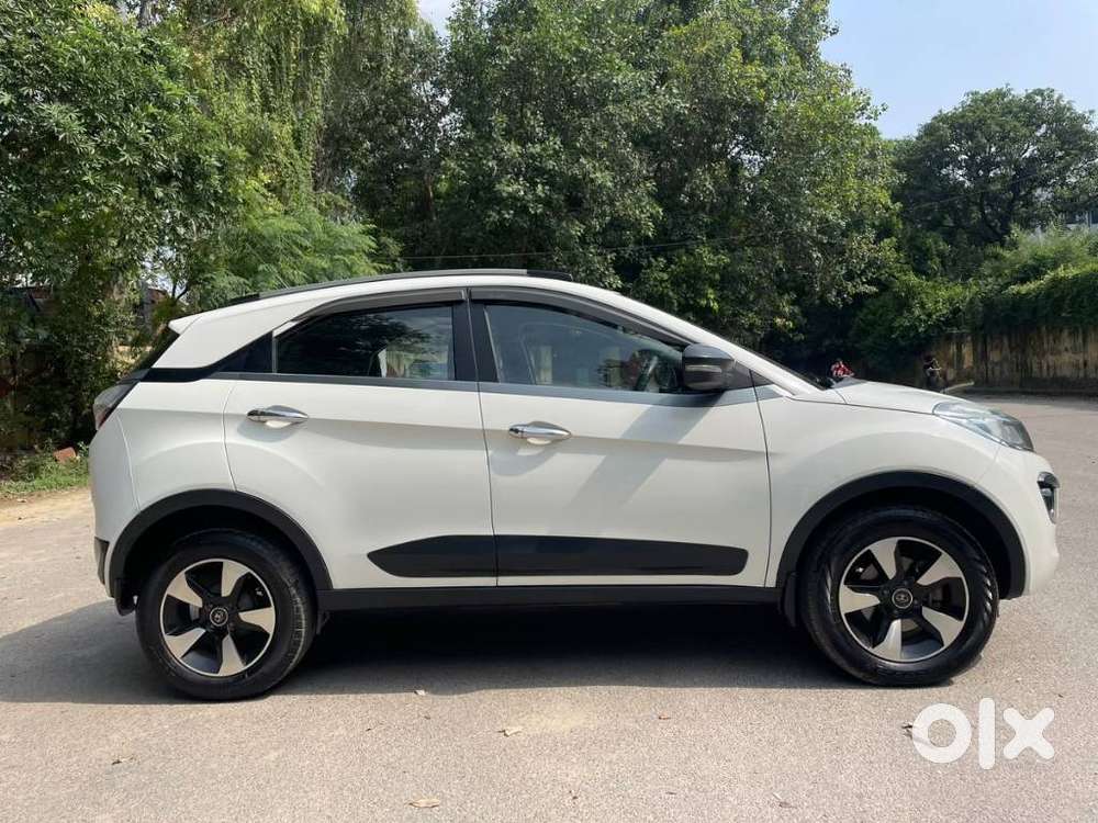 Tata Nexon 1.2 Revotron Xma Amt (s), 2019, Diesel