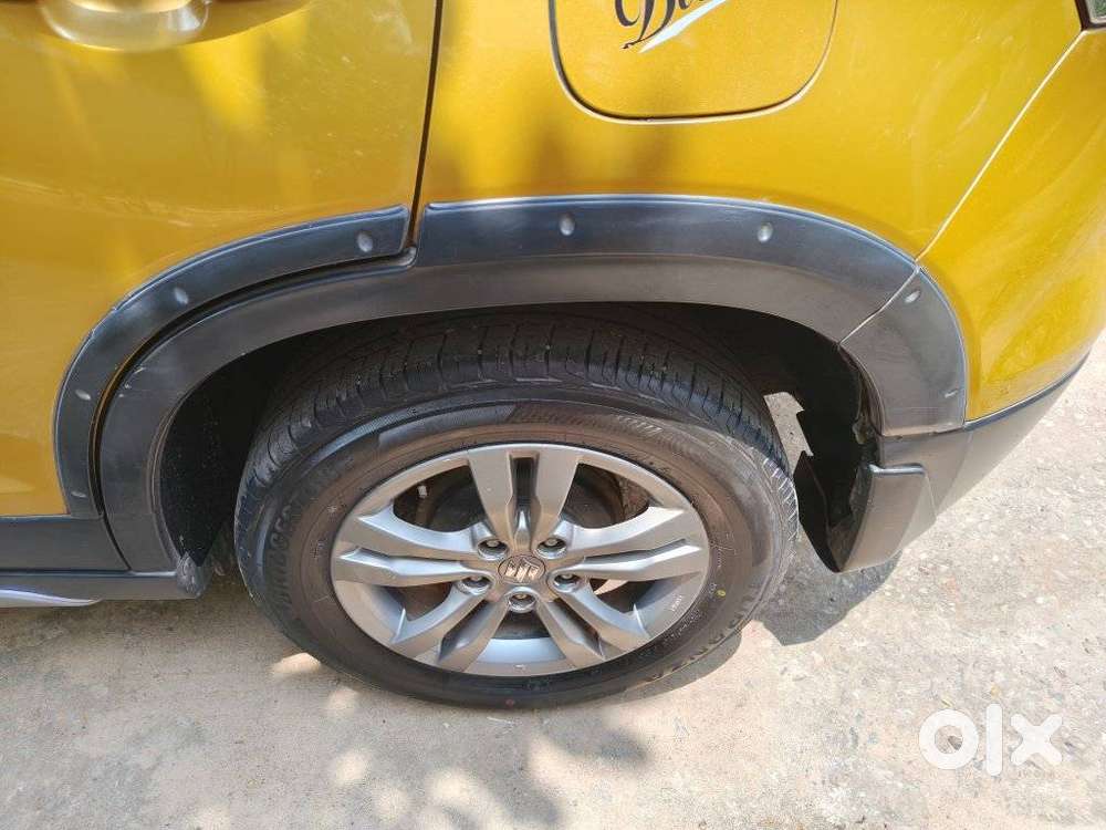 Maruti Suzuki Brezza Zdi+ Dual Tone, 2017, Diesel