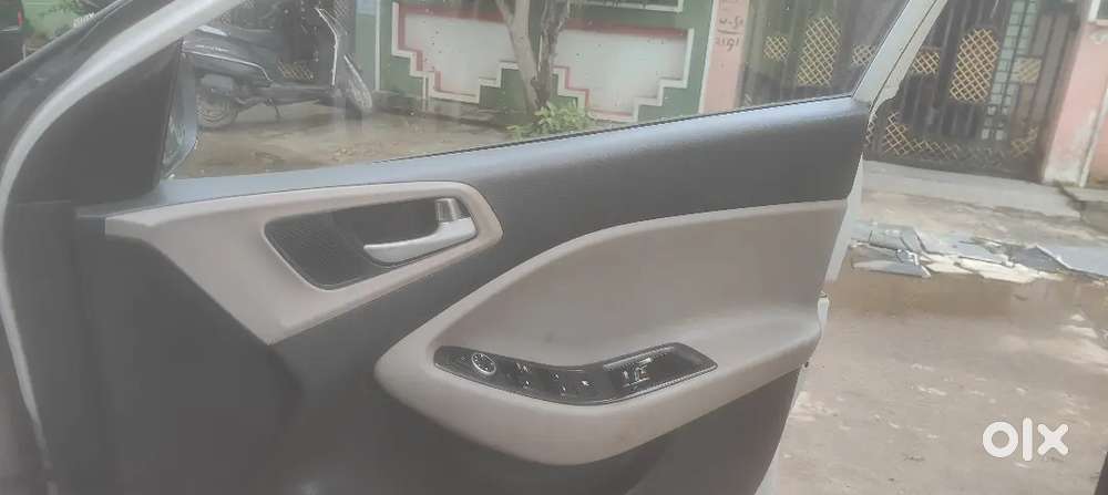 Hyundai New I20 Sportz 2014 Petrol Manual