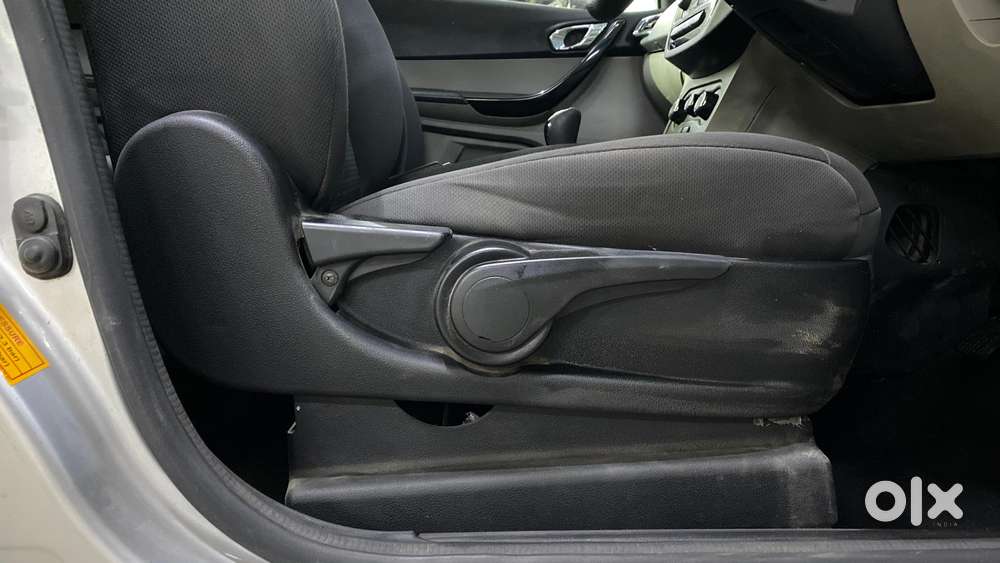 Tata Tiago 1.2 Revotron Xz, 2018, Petrol