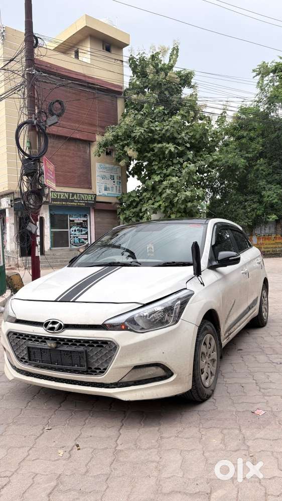 Hyundai I20 2016 Cng & Hybrids Well Maintained