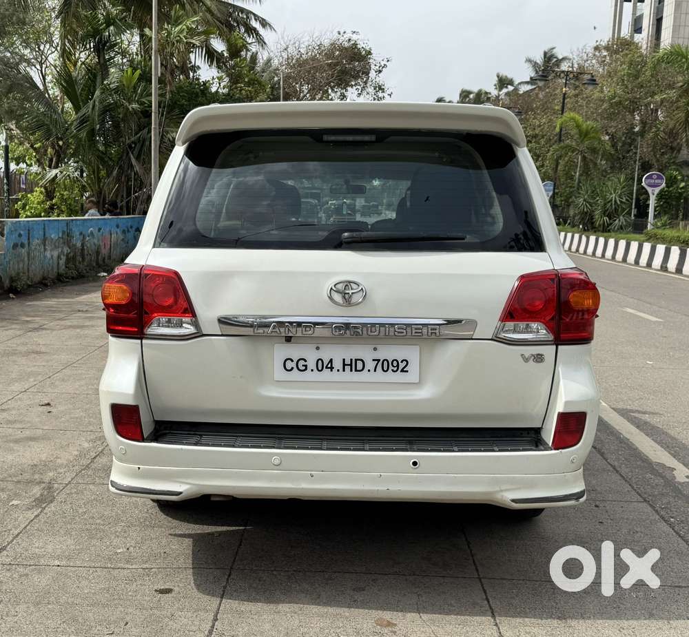 Toyota Land Cruiser V8 Petrol, 2008, Petrol