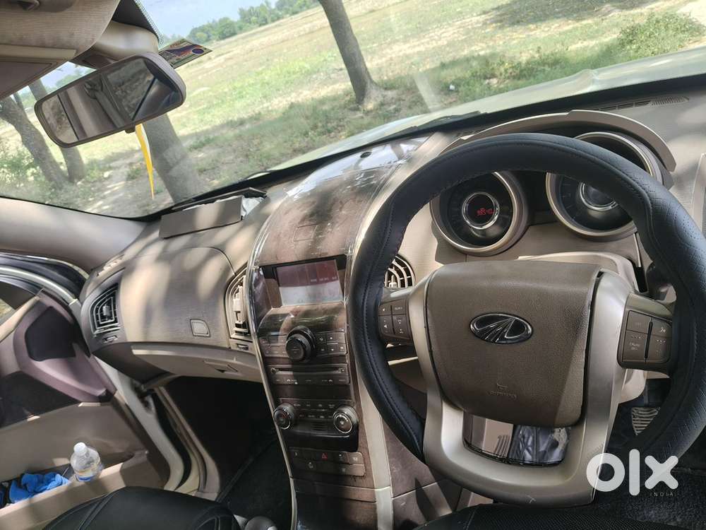 Mahindra Xuv500 2015 Diesel 95000 Km Driven