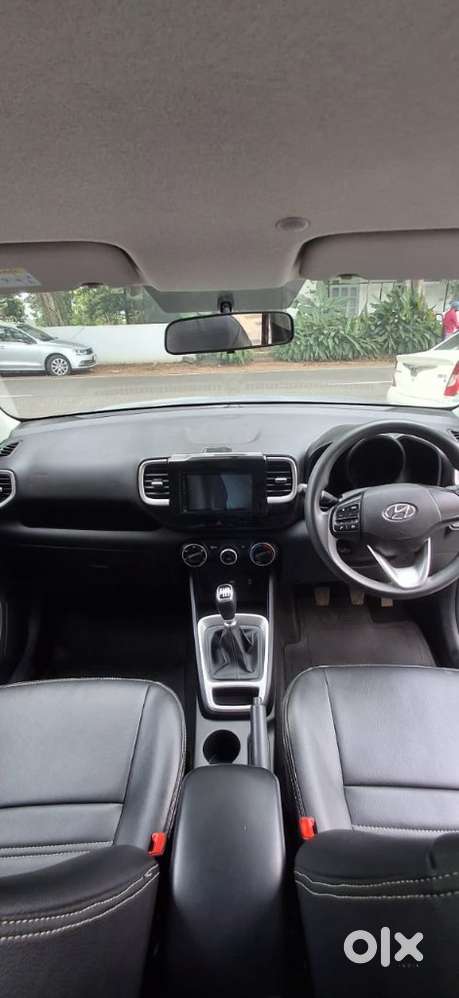 Hyundai Venue S Turbo, 2019, Petrol